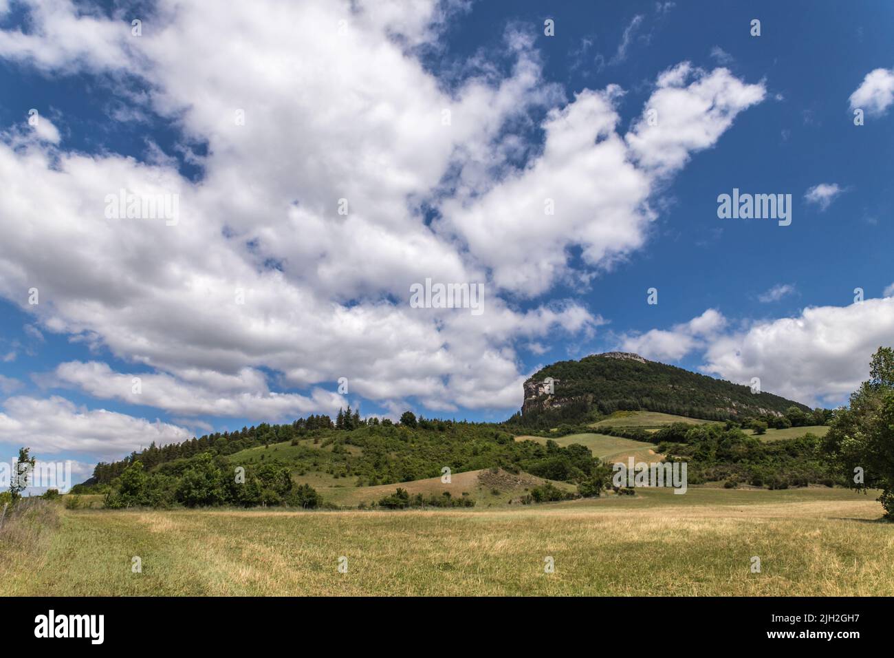 Vue panoramique du plateau calcaire du Combalou Stockfoto