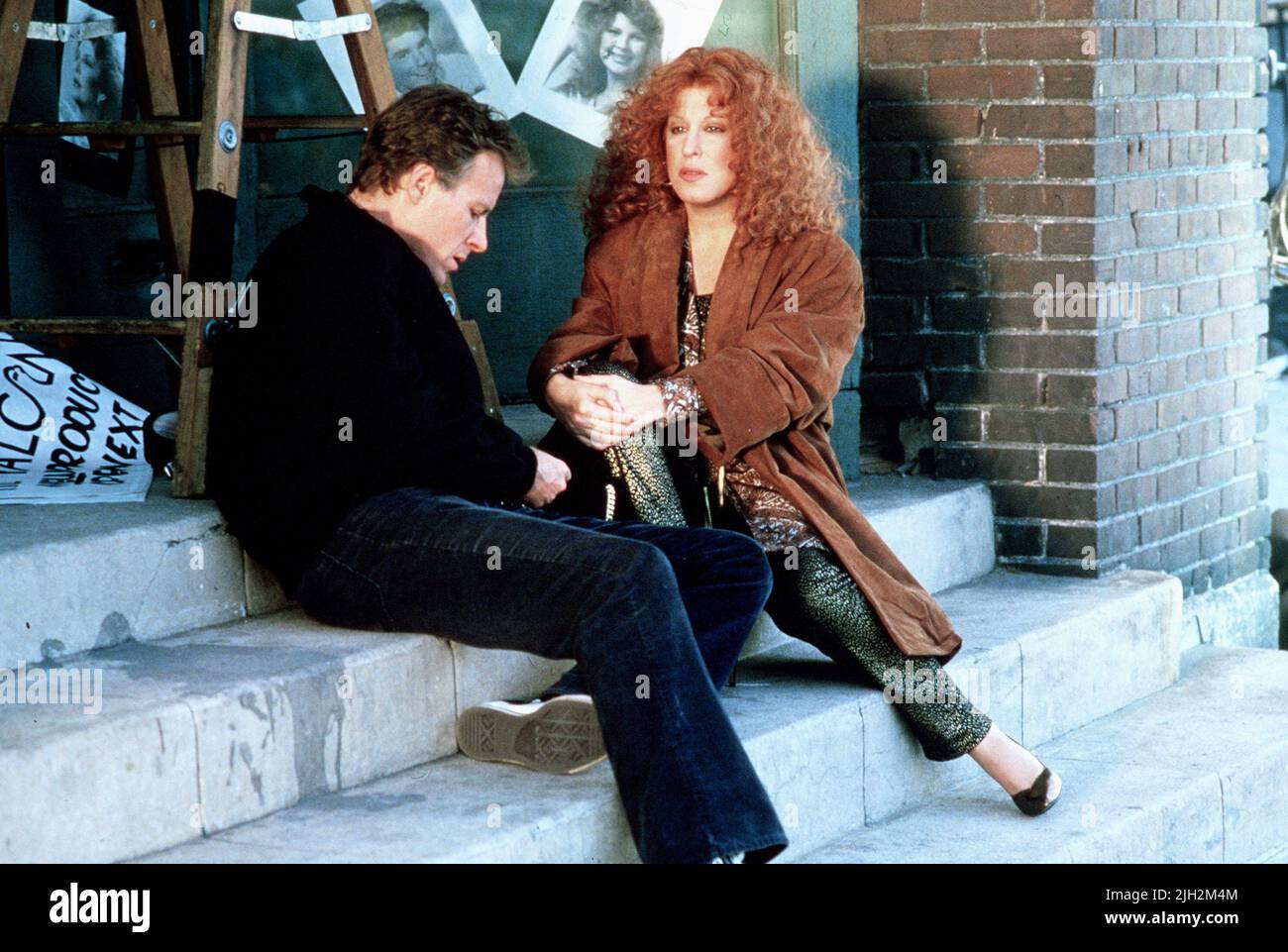 HEARD, MIDLER, BEACHES, 1988 Stockfoto