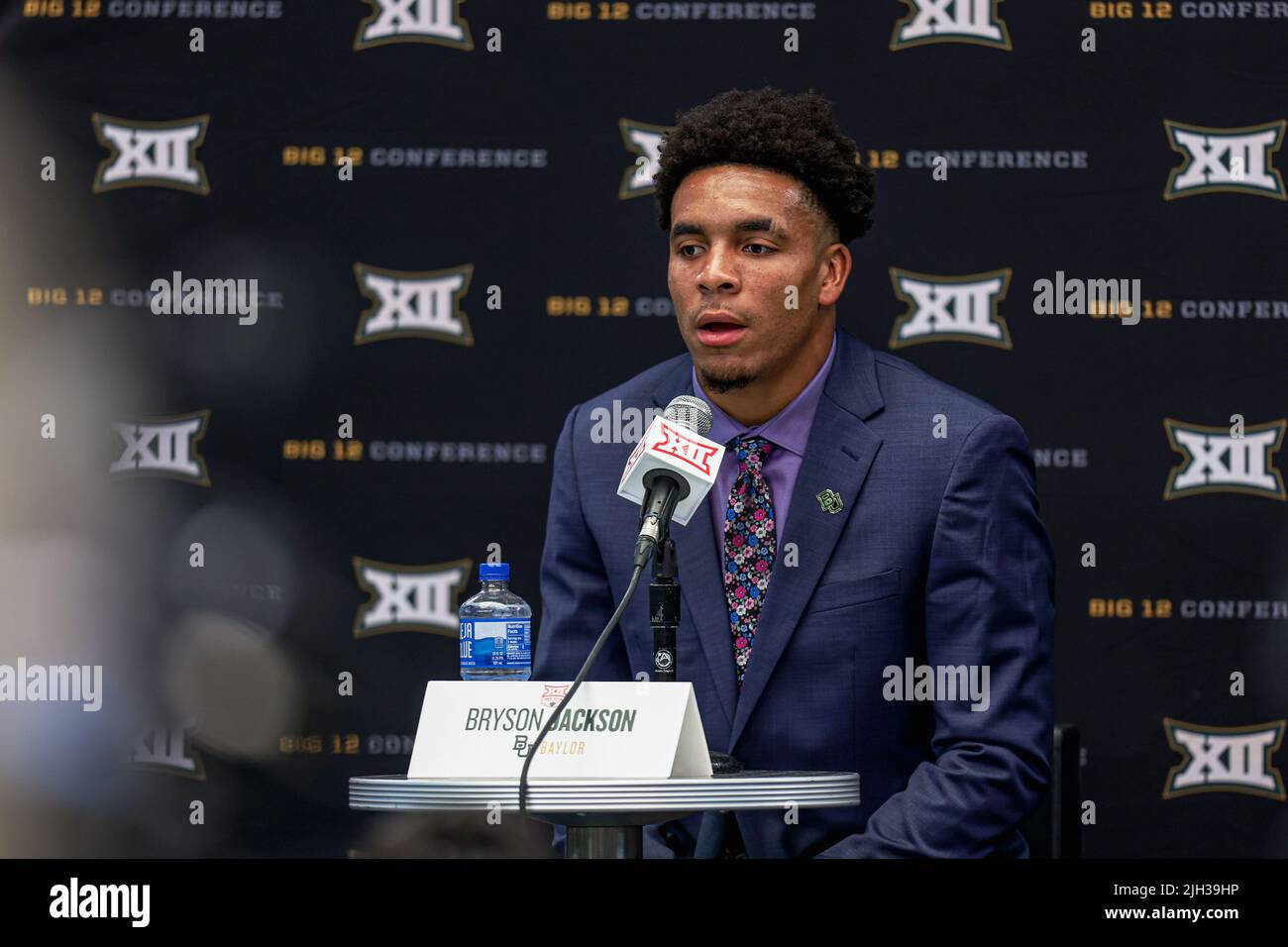 Baylor Bears Linebacker Bryson Jackson spricht während des Big 12 Conference Media Day, Mittwoch, 13. Juli 2022, in Arlington, TX. (Mario Terrell/Image o Stockfoto
