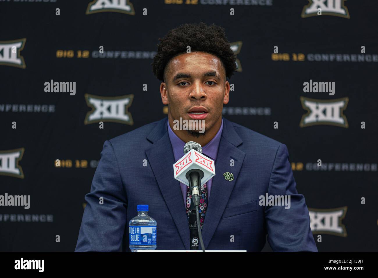 Baylor Bears Linebacker Bryson Jackson spricht während des Big 12 Conference Media Day, Mittwoch, 13. Juli 2022, in Arlington, TX. (Mario Terrell/Image o Stockfoto