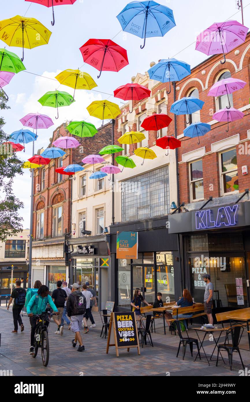 Hanley-Stoke-on-Trent, Staffordshire-Großbritannien 14. Juli 2022 das Umbrella-Projekt, das Neurodiversität und ADHD-Bewusstsein feiert, Piccadilly Hanle Stockfoto