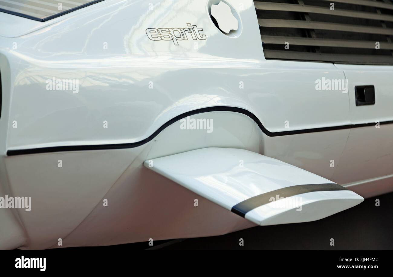 Dharma, Finnland - 21. Juni 2022: Die Flosse auf James Bond's Amphibienauto Stockfoto