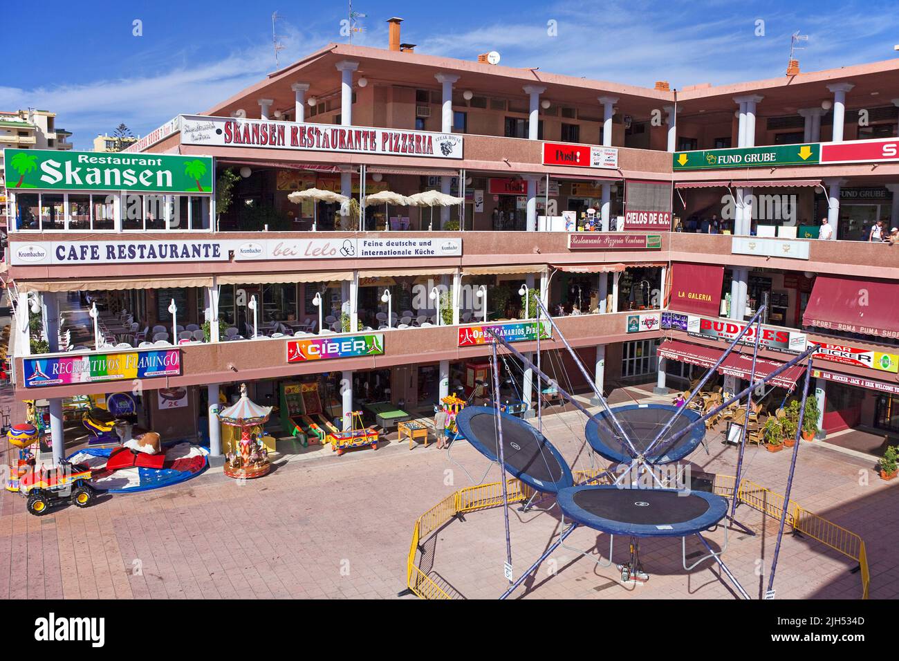 Yumbo, großes Einkaufszentrum in Playa del Ingles, Kanarische Inseln, Spanien, Europa Stockfoto