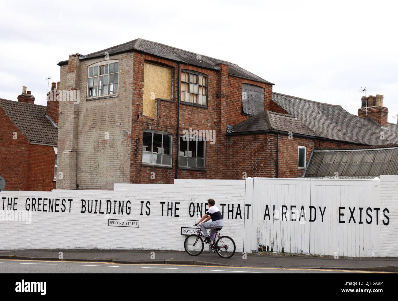 Loughborogh, Leicestershire, Großbritannien. 15.. Juli 2022. Ein Zitat von Carl Elefante, ehemaliger Präsident des American Institute of Architects, der ÒThe gre liest Stockfoto