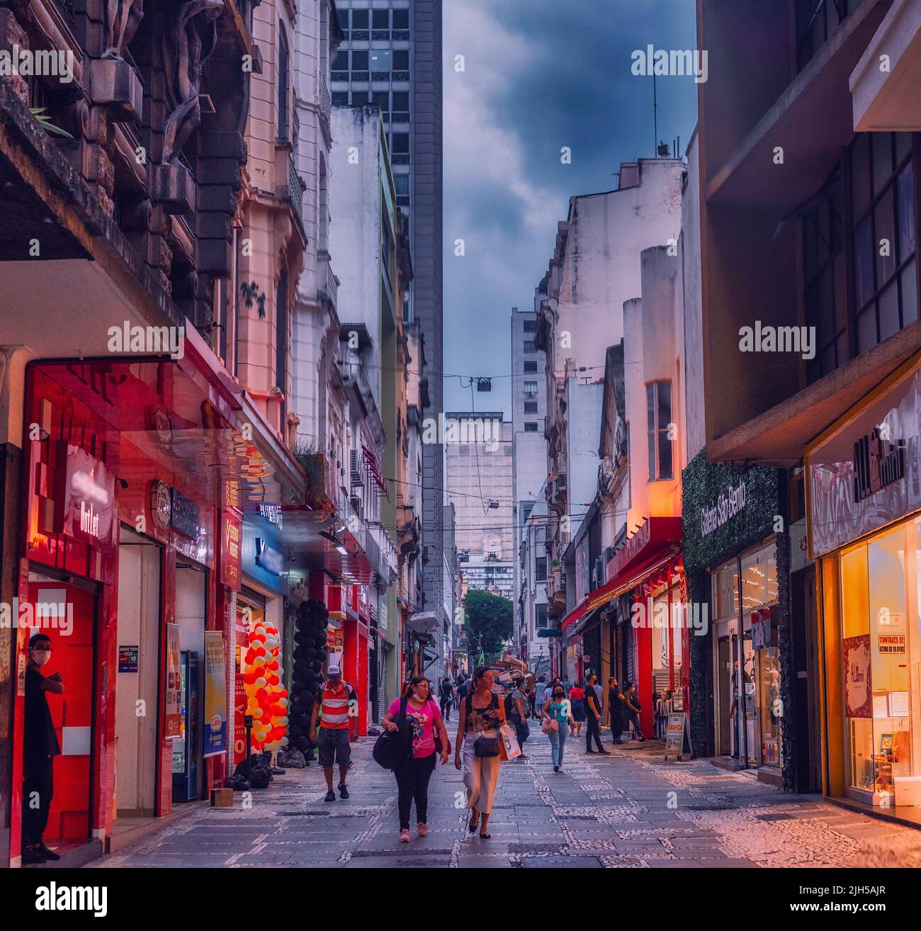 Einkaufen auf den Straßen, Brazilian Business Stockfoto