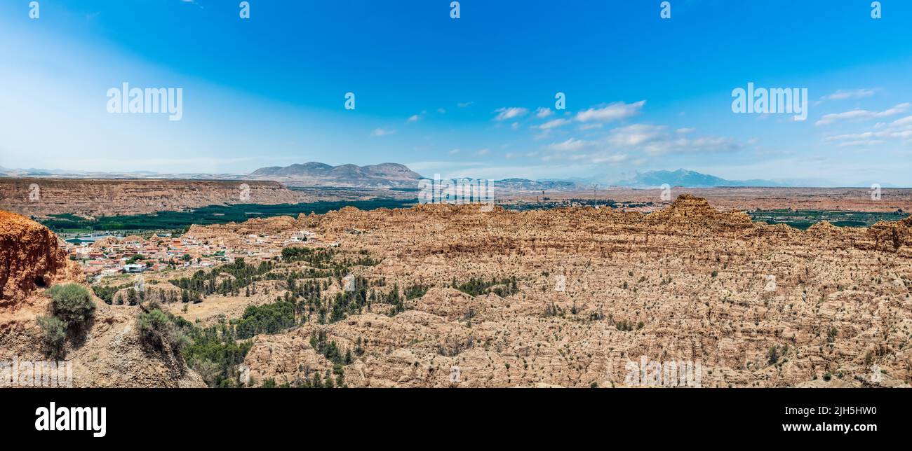 Aussichtspunkt zu spektakulären Bodenformationen Stockfoto