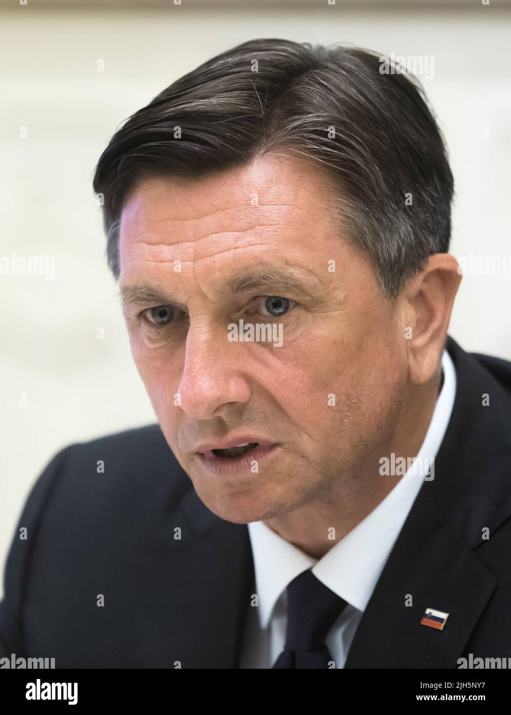 Kiew, Ukraine. 11.. Mai 2018. Präsident der Republik Slowenien Borut Pahor, gesehen bei einem Treffen mit dem Präsidenten der Ukraine Petro Poroschenko in Kiew. Borut Pahor ist ein slowenischer Politiker. Seit Dezember 2012 war er Präsident von Slowenien. Von November 2008 bis Februar 2012 war er Premierminister. (Bild: © Mykhaylo Palinchak/SOPA Images via ZUMA Press Wire) Stockfoto