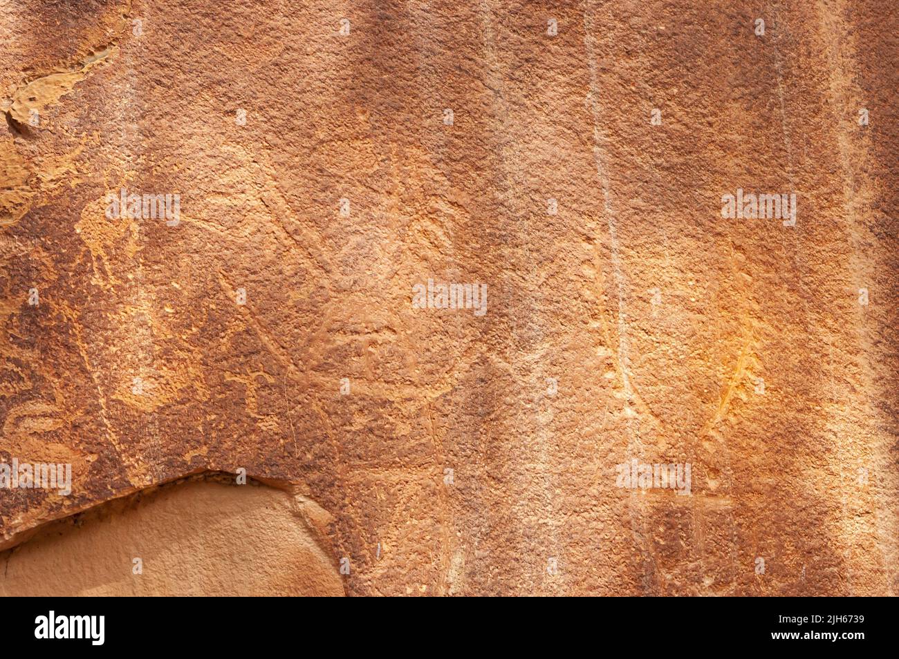 Petroglyphen oder Felszeichnungen von Indianern an einer Canyon-Wand in Freemont, National Park Capitol Reef Utah, USA Stockfoto