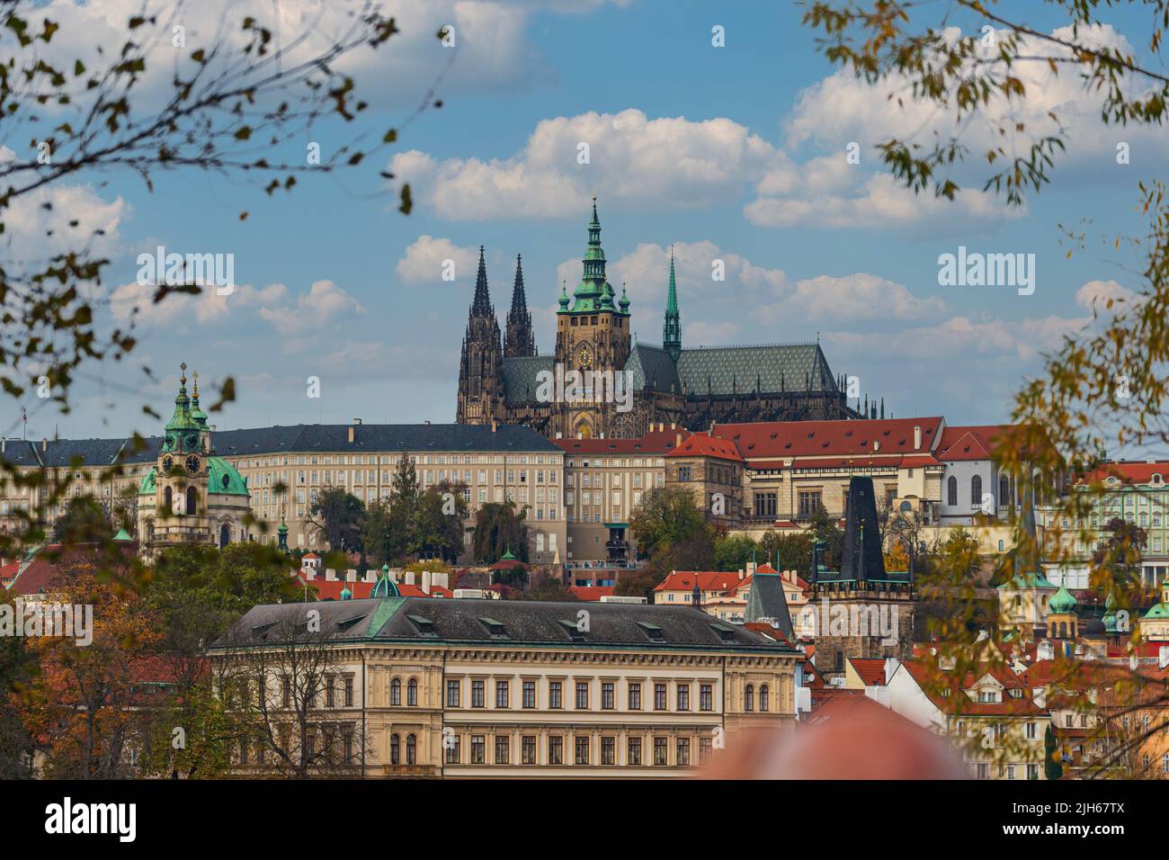 Die Burg und der Veitsdom in Prag, Tschechische Republik Stockfoto