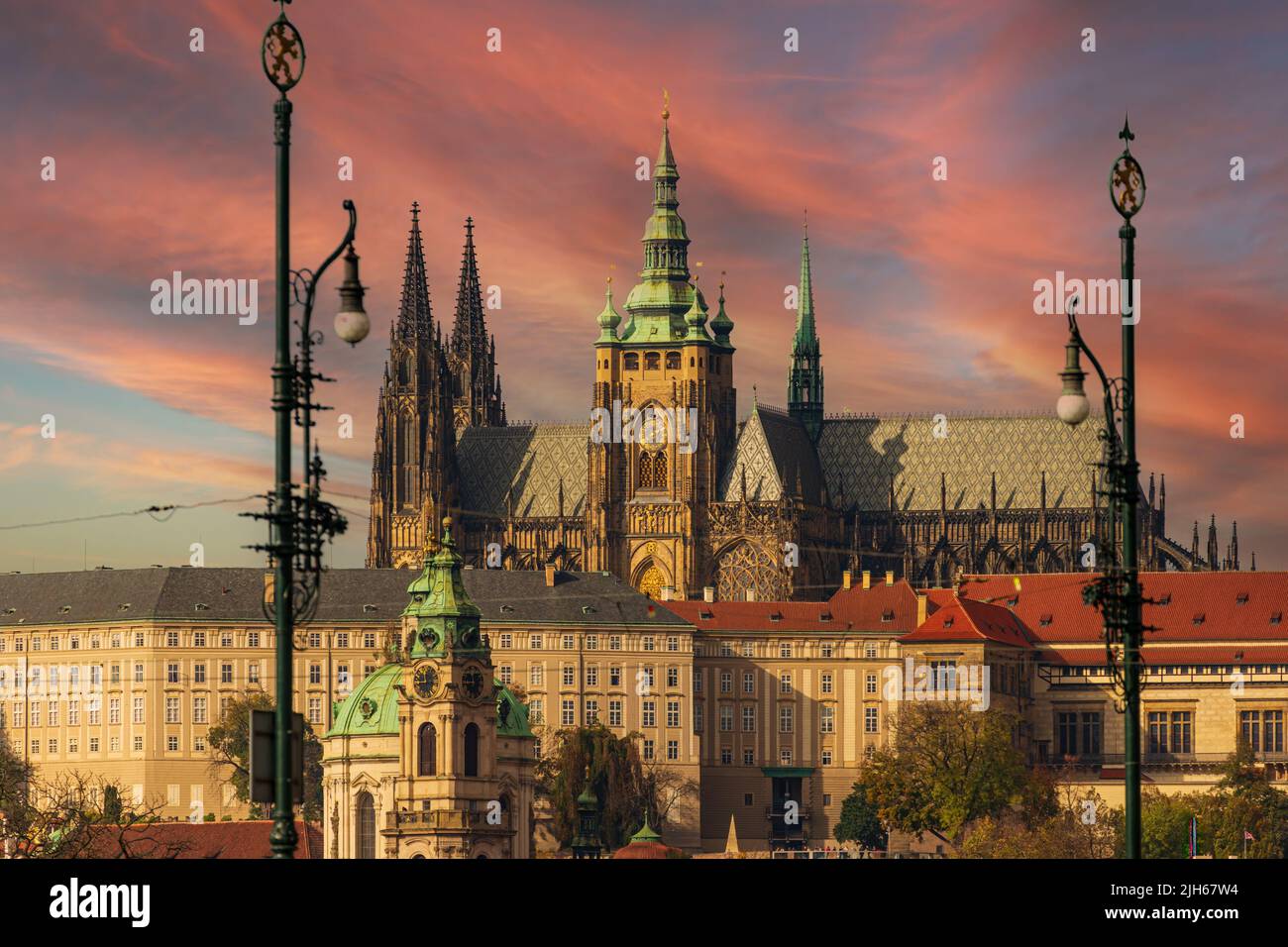 Die Burg und der Veitsdom in Prag, Tschechische Republik Stockfoto