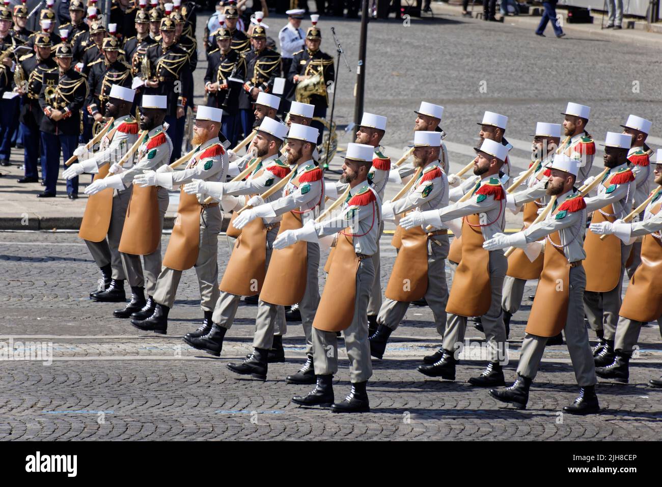 Paris, Frankreich. 14.. Juli 2022. Der französische Nationalfeiertag (Tag der Bastille) wird am Donnerstag, dem 14. Juli 2022, mit der Militärparade gefeiert. Stockfoto