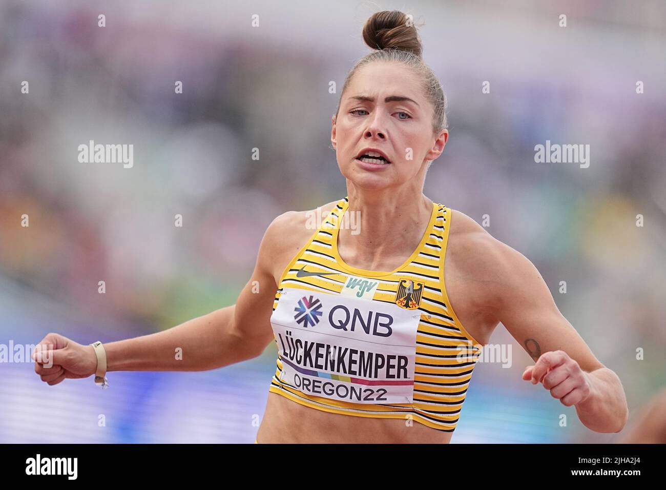 Eugene, USA. 16.. Juli 2022. Leichtathletik: Weltmeisterschaft: Gina Lückenkemper aus Deutschland in 100m Sprint-Runde 1 Hitze. Quelle: Michael Kappeler/dpa/Alamy Live News Stockfoto