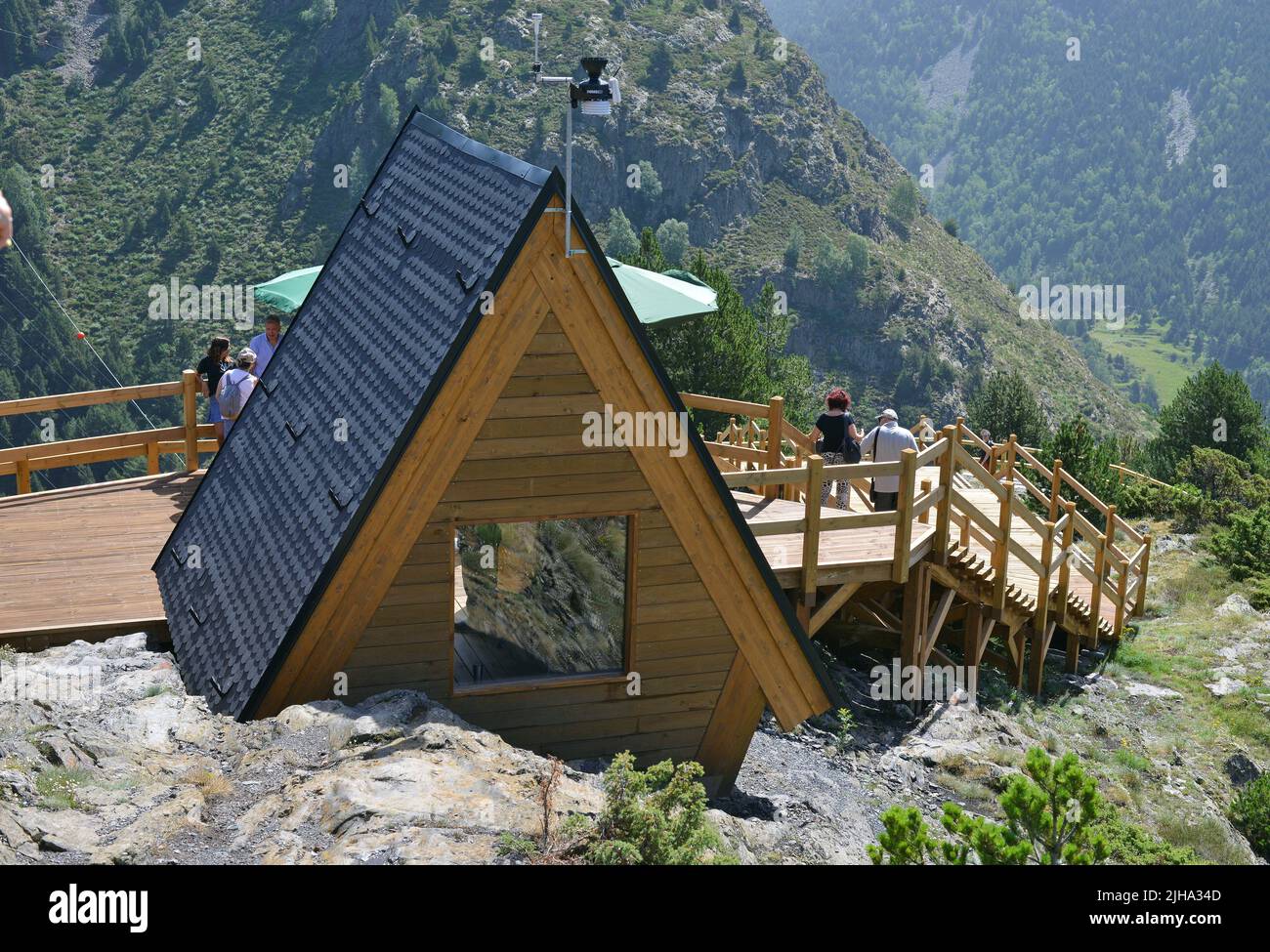 Neue tibetische Brücke in Canillo in den Pyrenäen von Andorra Stockfoto