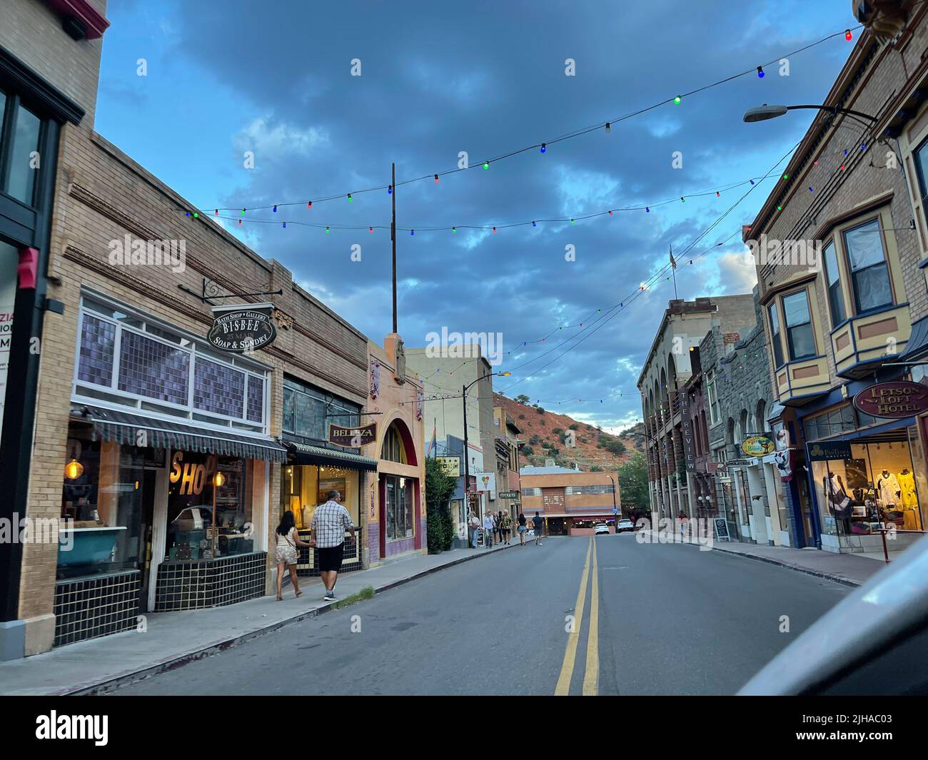 Bisbee, Stadt in Arizona USA. Old West Town, die aus der Kupfermine entstand, liegt im Cochise County im US-Bundesstaat Arizona und südöstlich von Tucson und ist die alte Bergbaustadt Tombstone. © (Foto von Luis Gutierrez/Norte Photo) Bisbee, ciudad en Arizona Estados Unidos. pueblo del viejo oeste que surgio por la mina de Cobre, se ubica en el condado de Cochise en el estado estadounidense de Arizona y al sureste de Tucson, está el Antiguo pueblo minero de Tombstone. © (Foto von Luis Gutierrez/Norte Photo) Stockfoto