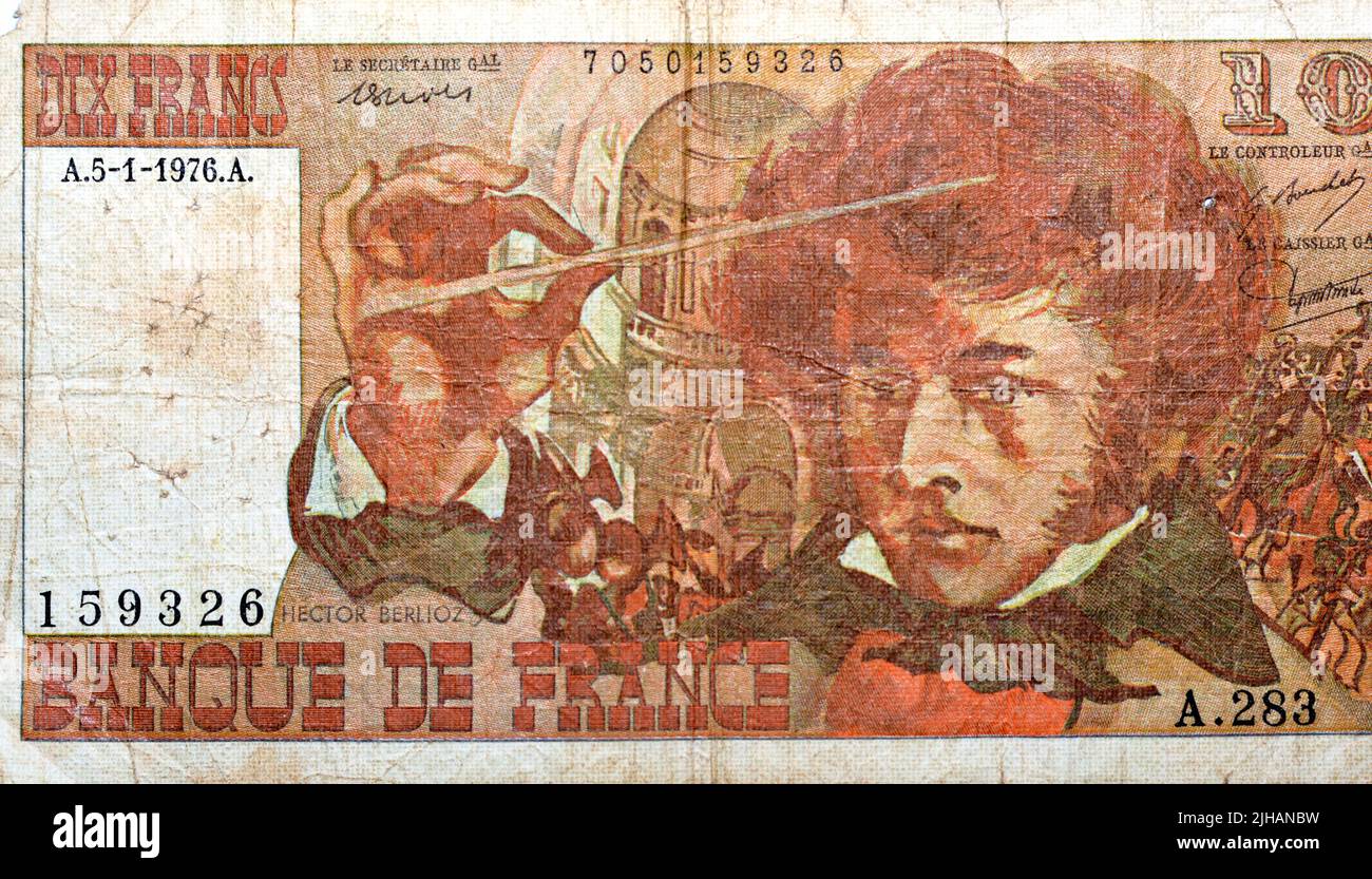 Großes Fragment der Vorderseite der 10 zehn französischen Cent-Banknotenwährung der Bank of France zeigt das Porträt von Louis Hector Berlioz, dem alten Fré Stockfoto