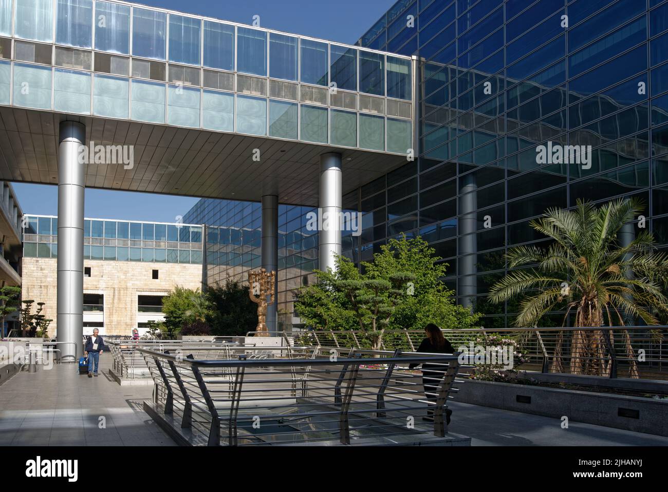 Innenhof des internationalen Flughafens Ben Gurion in Tel Aviv, Israel Stockfoto