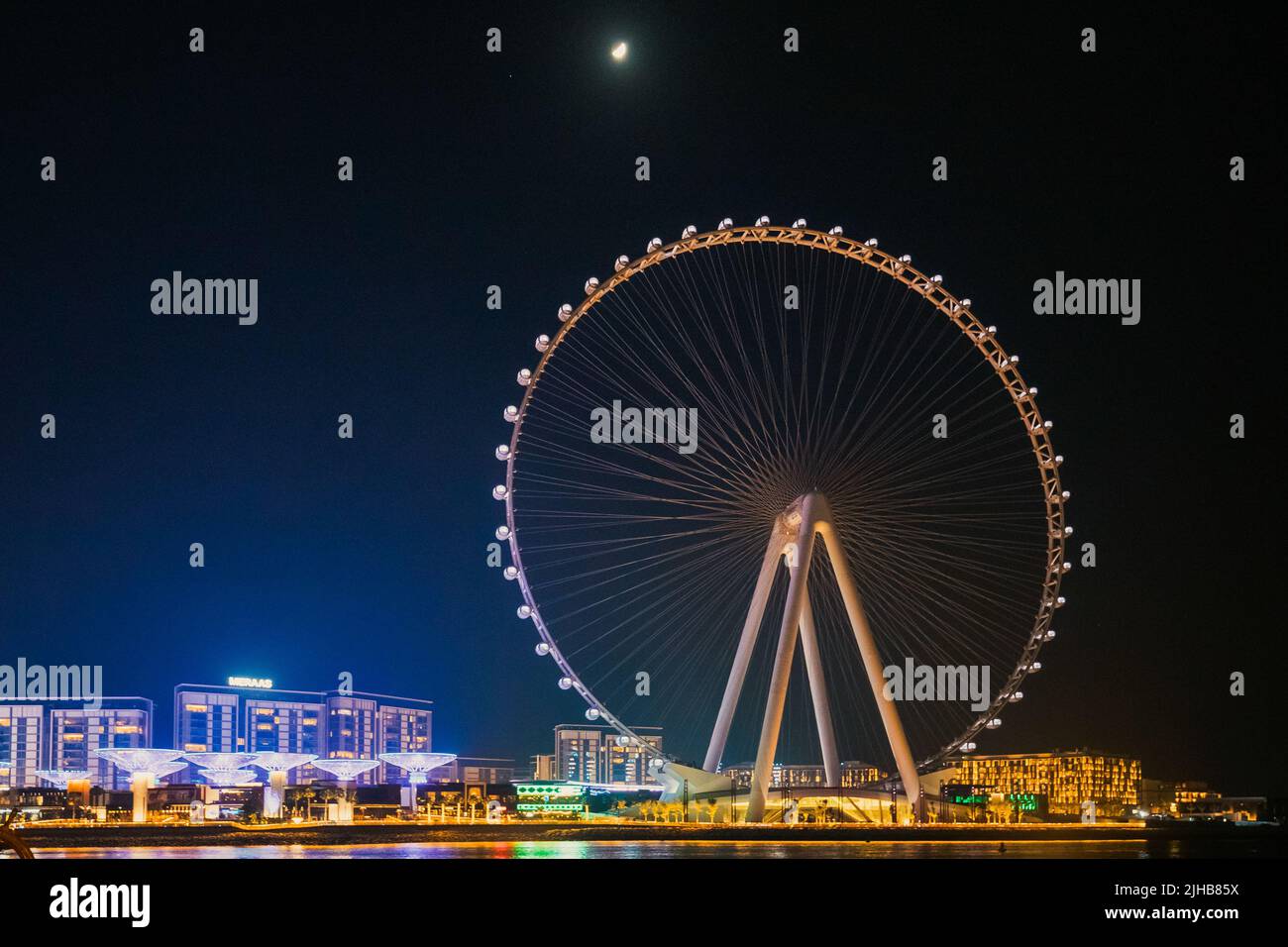 Dubai Marina Port, VAE, Vereinigte Arabische Emirate - 19. Mai 2021: Night Weiw of Ain Dubai ist das größte und höchste Beobachtungsrad der Welt Stockfoto