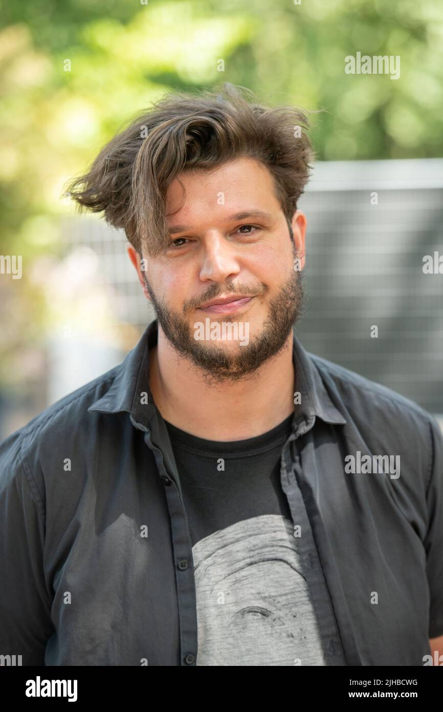 regisseur Jonas Govaerts posiert für den Fotografen beim Pressetag für den neuen Film H4z4., beim Tomorrowland Festival in De Schorre, Boom, Sonntag, 17. Juli 2022. BELGA FOTO JONAS ROOSENS Stockfoto