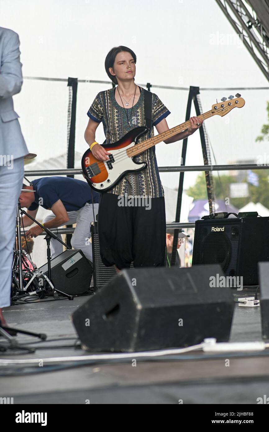 Cats from Japan tritt auf der Lambeth Country Show 2022 auf, einem Familienfestival mit Live-Musik, Essen & Trinken, Kunst und Kultur im Brockwell Park, London, Großbritannien. - 17. Juli 2022. Stockfoto