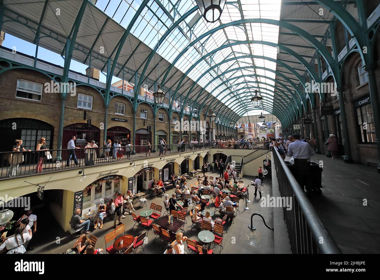 Innenseite von Covent Garden, Apple Market Hall, London, England, Großbritannien, WC2E Stockfoto
