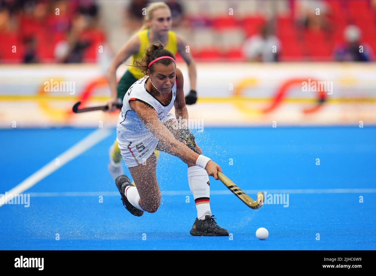 Selin Oruz aus Deutschland spielte während der FIH Women’s World Cup 3. und dem 4. Platz Spiel zwischen Australien und Deutschland am 17. Juli 2022 im Estadi Olimpic de Terrassa in Terrasa, Barcelona, Spanien. (Foto von Bagu Blanco / PRESSINPHOTO) Stockfoto