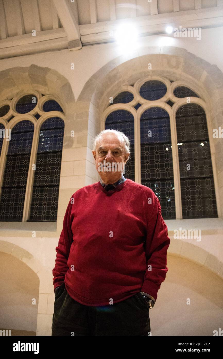 Frédéric Mitterrand ist ein französischer Politiker, der von 2009 bis 2012 unter Präsident Nicolas Sarkozy als Minister für Kultur und Kommunikation Frankreichs fungierte. Im Laufe seiner Karriere war er Schauspieler, Drehbuchautor, Fernsehmoderator, Schriftsteller, Produzent und Regisseur. Frankreich. Stockfoto