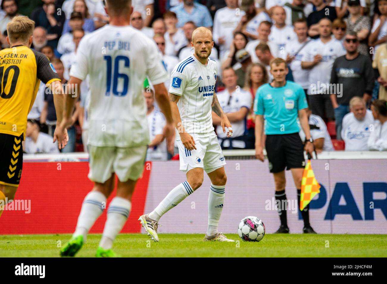 Kopenhagen, Dänemark. 17.. Juli 2022. Nicolai Boilesen (20) vom FC Kopenhagen beim Superliga-Spiel 3F zwischen dem FC Kopenhagen und AC Horsens im Kopenhagener Park. (Foto: Gonzales Photo/Alamy Live News Stockfoto