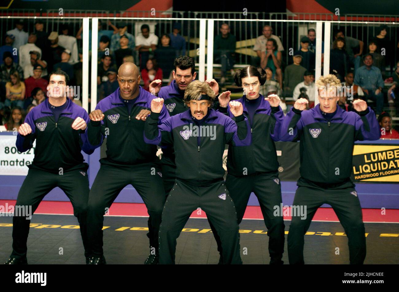 BRANDON MOLALE, JAMAL DUFF, KEVIN PORTER, Ben Stiller, MISSI PYLE, RUSTY JOINER, DODGEBALL: A TRUE UNDERDOG STORY, 2004 Stockfoto