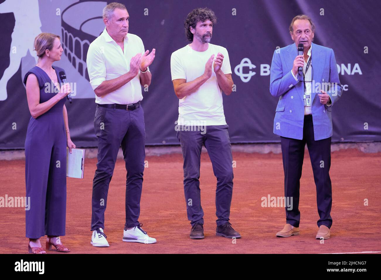 Verona, Italien. 17.. Juli 2022. Tennis Club Scaligero - Verona, Verona, Italien, 17. Juli 2022, Damiano Tommasi, Bürgermeister der Stadt Verona. Während der ATP Challenger Tour - Finale zwischen Francesco Maestrelli und Pedro Cachin - Tennis Internationals Credit: Live Media Publishing Group/Alamy Live News Stockfoto