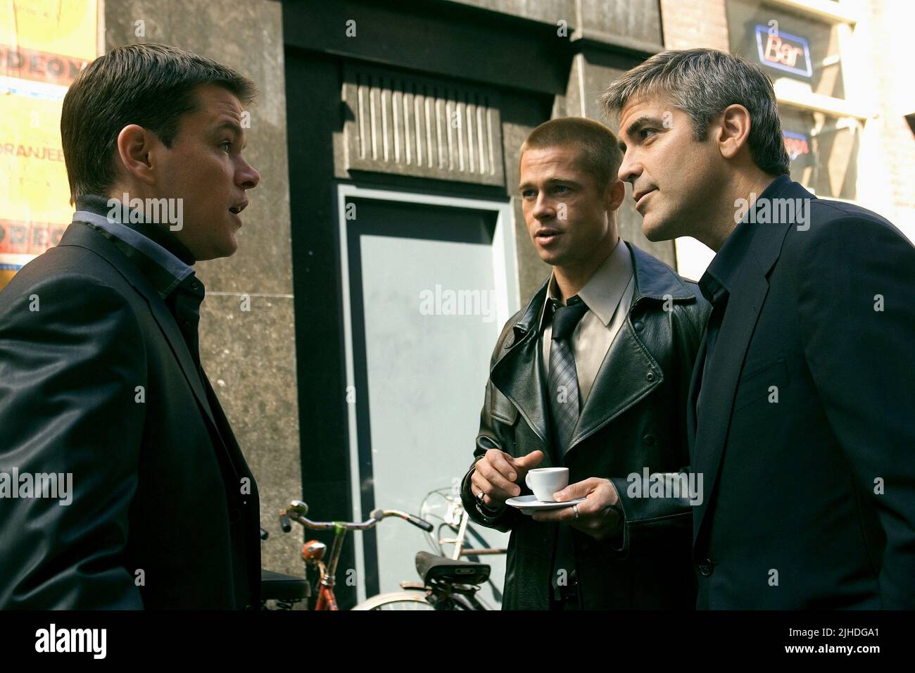 MATT DAMON, Brad Pitt, George Clooney, OCEAN'S TWELVE, 2004 Stockfoto