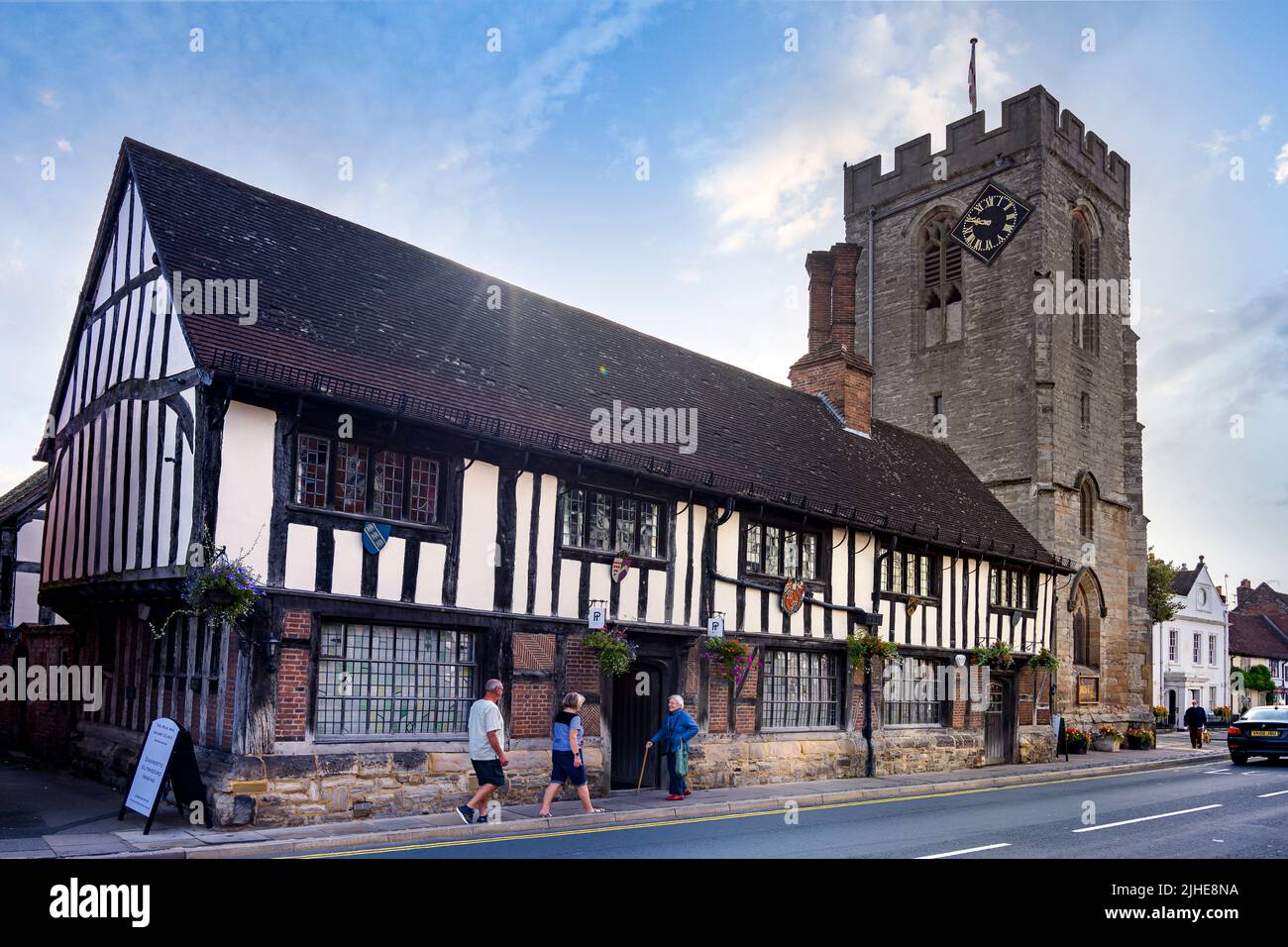 Die guildhall 15 Jahrhundert Holz Fachwerk Eiche gerahmte Gebäude High Street Henley in Arden Warwickshire England Großbritannien Stockfoto