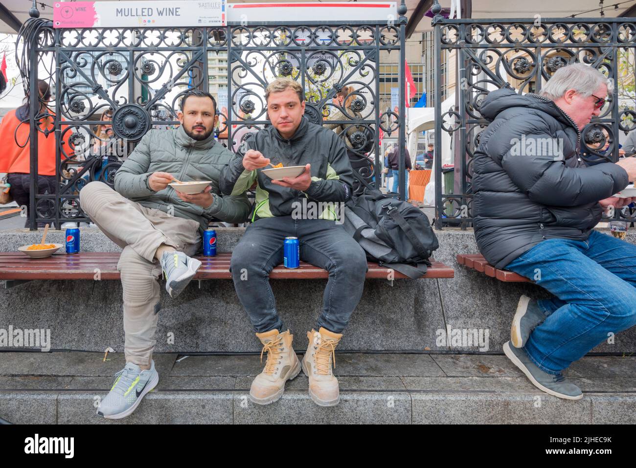Sydney, Australien, 16. Juli 2022: Sydney-Leute waren immer auf der ganzen Welt auf der ganzen Welt auf der ganzen Welt auf der ganzen Welt, um einen Lebensmittelmarkt zu genießen Stockfoto
