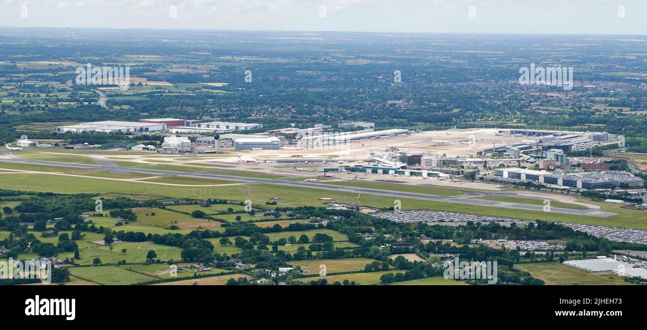 Eine Luftaufnahme des Flughafens von Manchester, Nordwestengland, Großbritannien Stockfoto