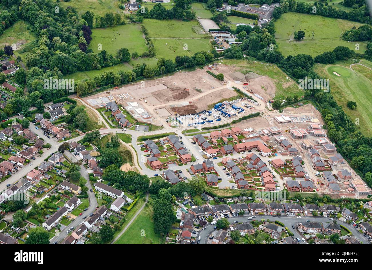 Eine Luftaufnahme des neuen Gebäudes in Handforth, Greater Manchester, Nordwestengland, Großbritannien Stockfoto