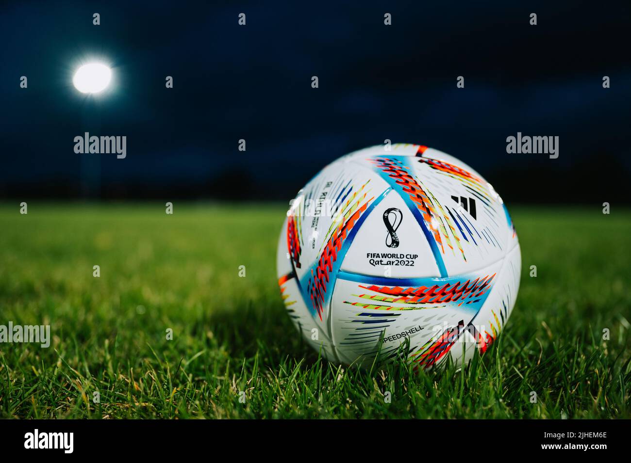 Adidas official match ball -Fotos und -Bildmaterial in hoher Auflösung -  Seite 3 - Alamy