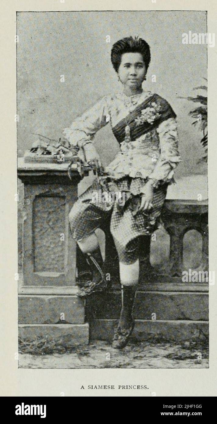 Eine siamesische Prinzessin aus dem Artikel "JÜNGSTE FORTSCHRITTE IN SIAM" von Factory and Industrial Management Magazine Volume 6 1891 Publisher New York [etc.] McGraw-Hill [etc.] Stockfoto