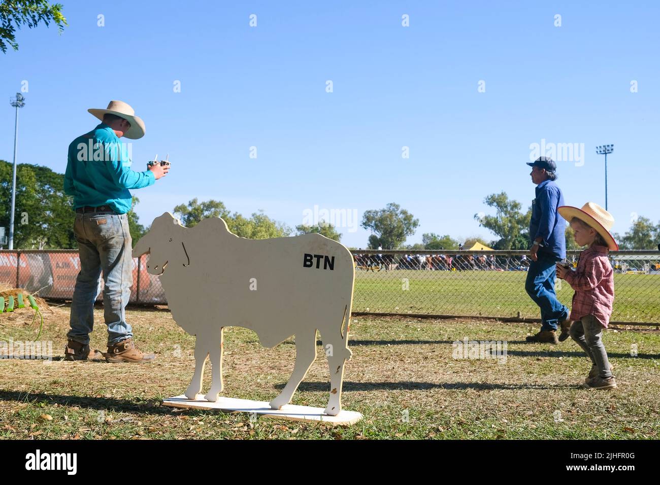 Die Menschen genießen die Katherine Show in Katherine, Northern Territory Australien Stockfoto