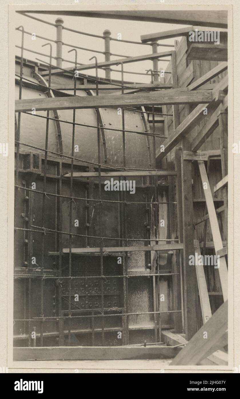 Delaware - Hafen der Zuflucht. Hafen der Refuge Light Station, Delaware. Innenansicht des Turms mit Betonform, die für Gießbeton blockiert ist, Kamerastation 15'. Stockfoto