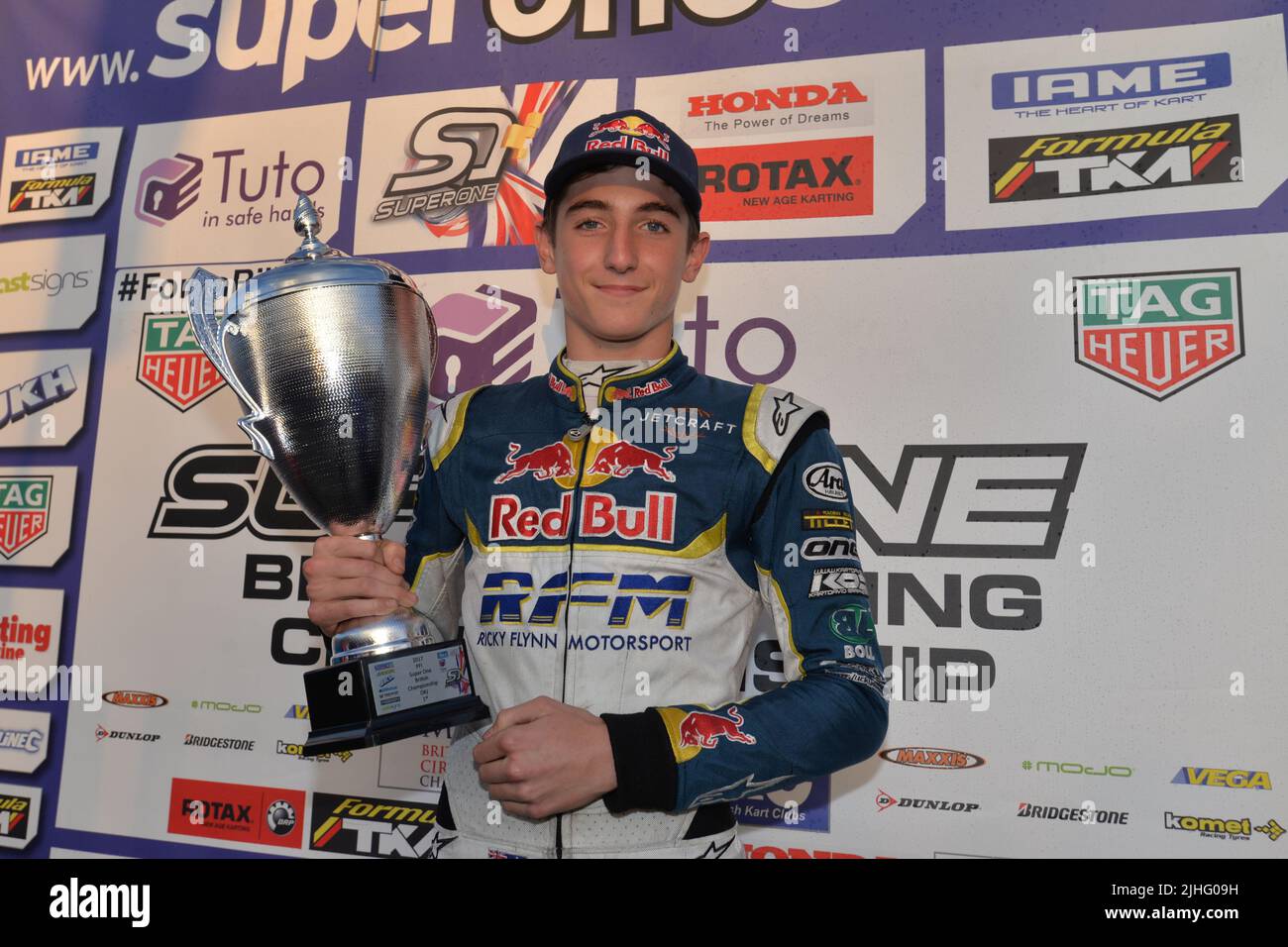 Jack Doohan ist ein australischer Rennwagenfahrer, der derzeit mit Virtuosi Racing in der FIA Formel 2-Meisterschaft antritt, Teil der Alpine Academy und Sohn des mehrfachen Weltmeisterschaftssiegers Mick Doohan, der hier in seiner Kart-Karriere zu sehen ist. Stockfoto