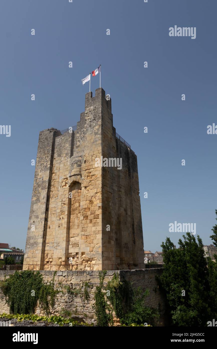 Tour Du Roy Tower castel daou rey, ein quadratischer Turm des Roy, der den Königsbehalten bedeutet. Auch bekannt als der Königsturm in Saint-Émilion Frankreich Stockfoto
