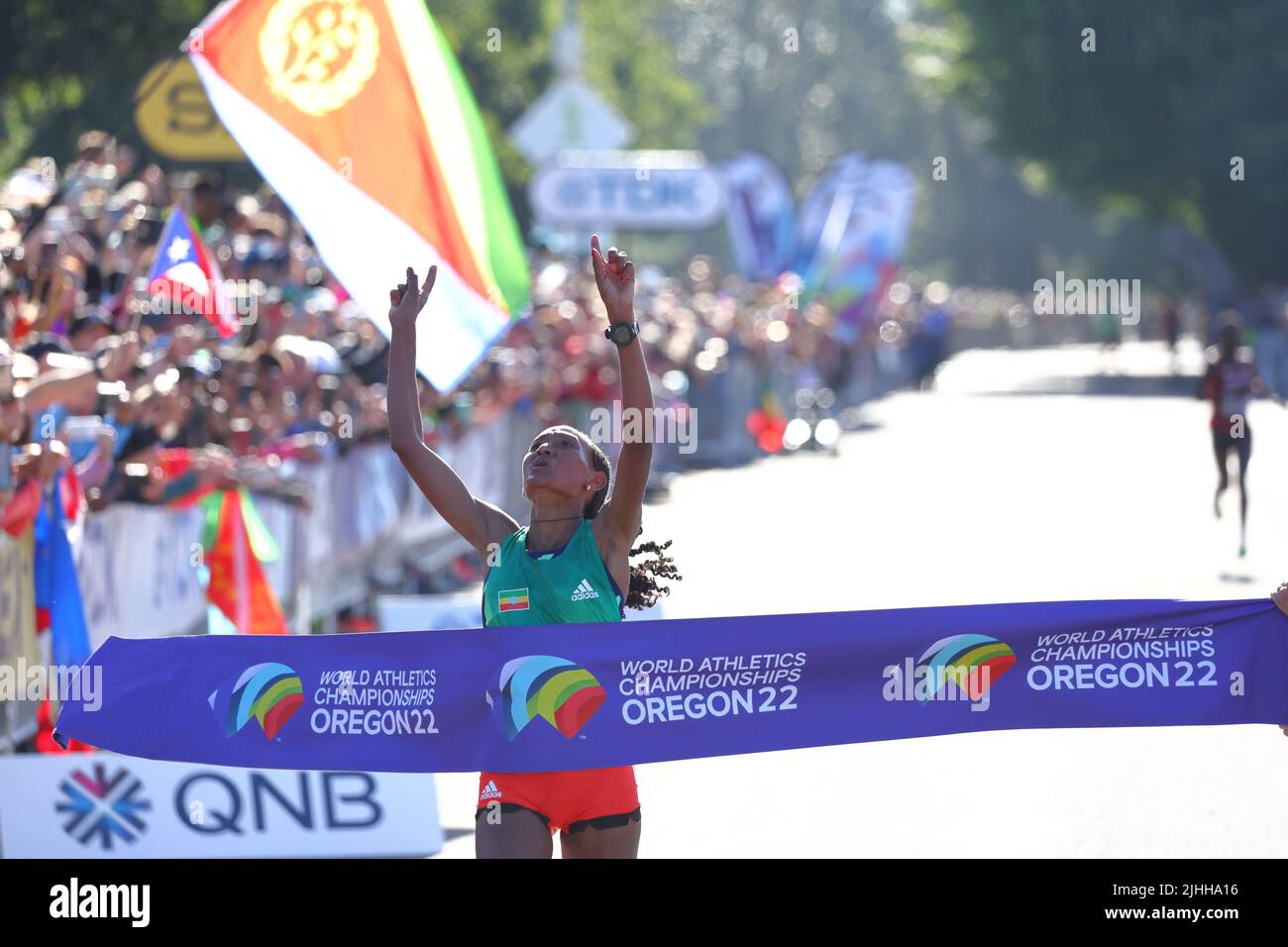 Autzen Stadium, Oregon, USA. 18.. Juli 2022. Gotytom Gebreslase (ETH), 18. JULI 2022 - Leichtathletik : IAAF World Championships Oregon 2022 Women's Marathon at Autzen Stadium, Oregon, USA. Quelle: Naoki Nishimura/AFLO SPORT/Alamy Live News Stockfoto