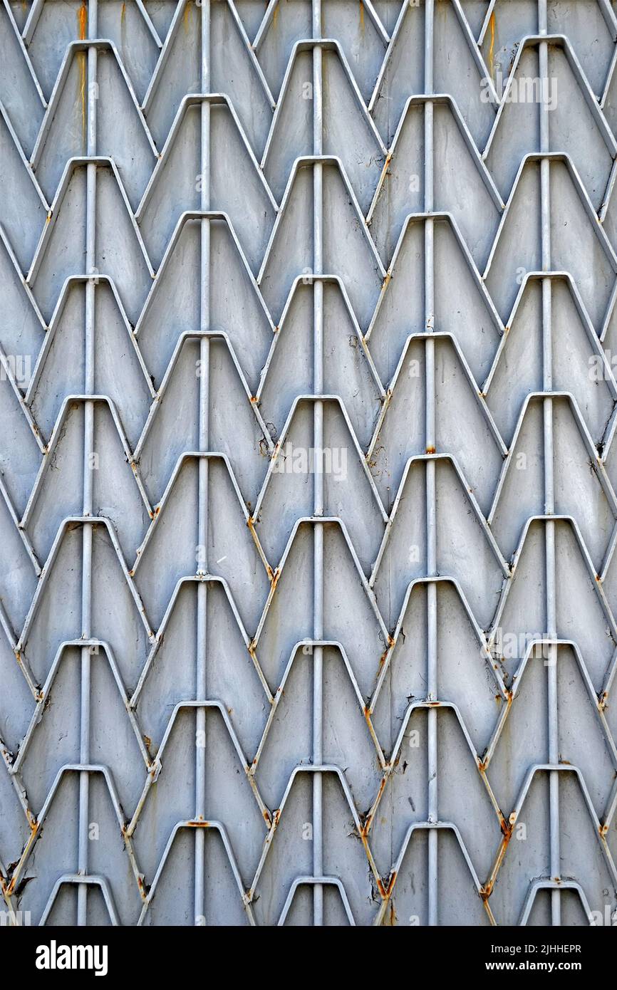 Abstract Zickzack Metallschweißkonstruktion, moderne Schweißindustrie Vielfalt Stockfoto