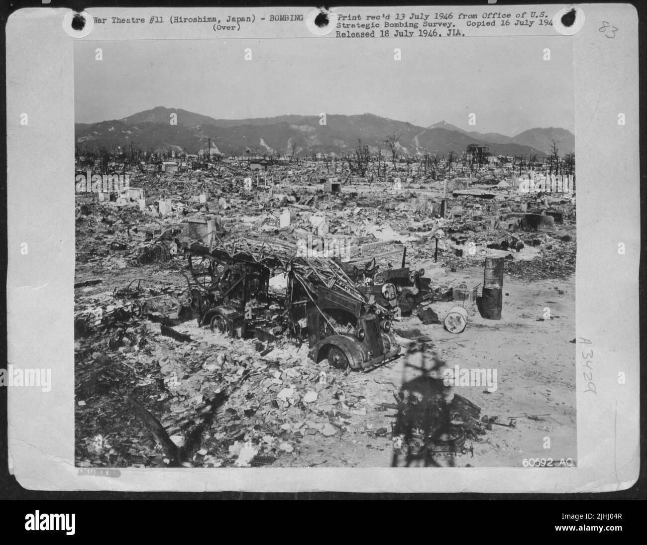 Die Feuerwehr Von Hiroshima Verlor Ihre Einzige Luftleiter, Als Die
