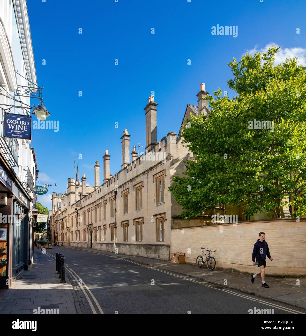 Turl St, Oxford, Großbritannien; Lincoln College auf der rechten Seite Stockfoto