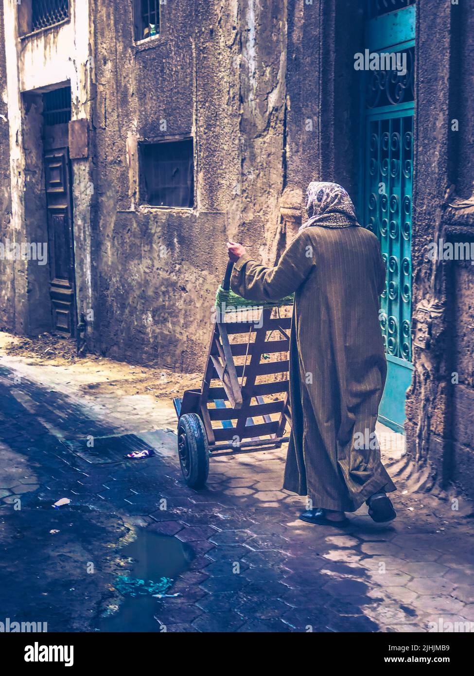 Es ist ein langer Weg, und ich muss... Stockfoto