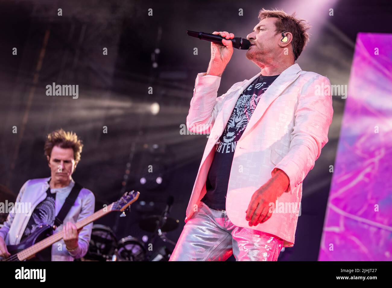 NUR FÜR REDAKTIONELLE ZWECKE. Barcelona, Spanien. 2022.07.08. DURAN Duran-Band spielt auf der Bühne des Cruïlla Festivals am 08. Juli 2022 in Barcelona, Spanien. Stockfoto