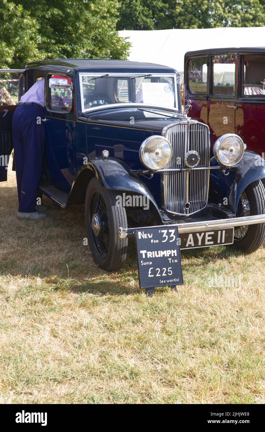 Oldtimer auf der Tendring Hundred Show 2022 in Essex, dem größten