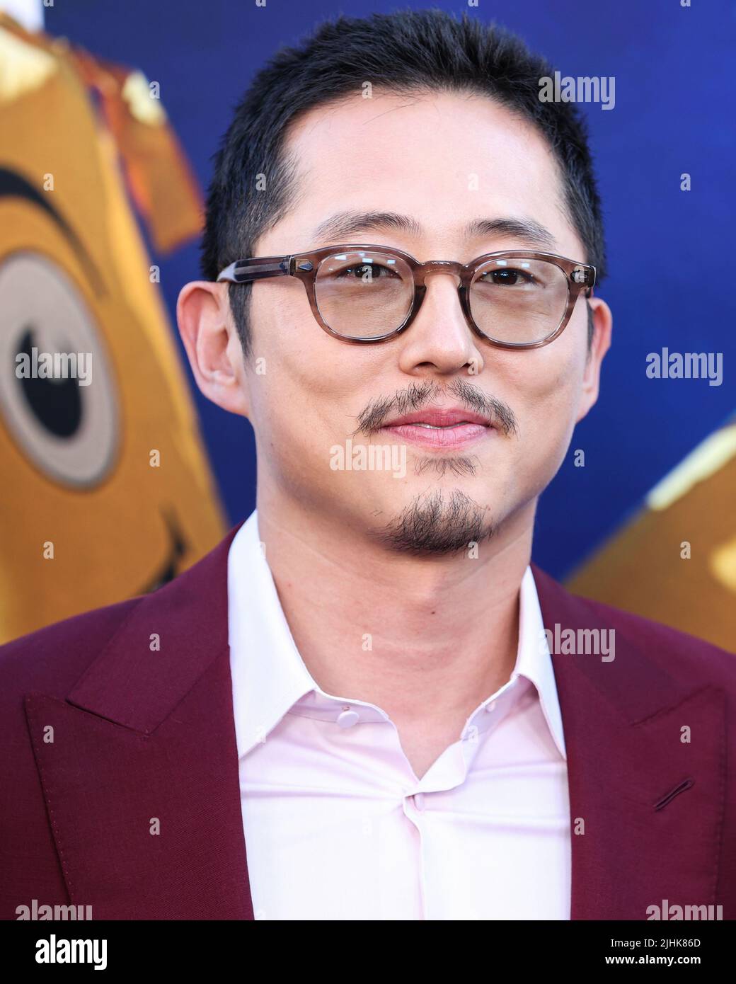 Hollywood, Usa. 18.. Juli 2022. HOLLYWOOD, LOS ANGELES, KALIFORNIEN, USA - 18. JULI: Steven Yeun kommt zur Weltpremiere von Universal Pictures 'Nope', die am 18. Juli 2022 im TCL Chinese Theatre IMAX in Hollywood, Los Angeles, Kalifornien, USA, stattfand. (Foto von Xavier Collin/Image Press Agency) Quelle: Image Press Agency/Alamy Live News Stockfoto