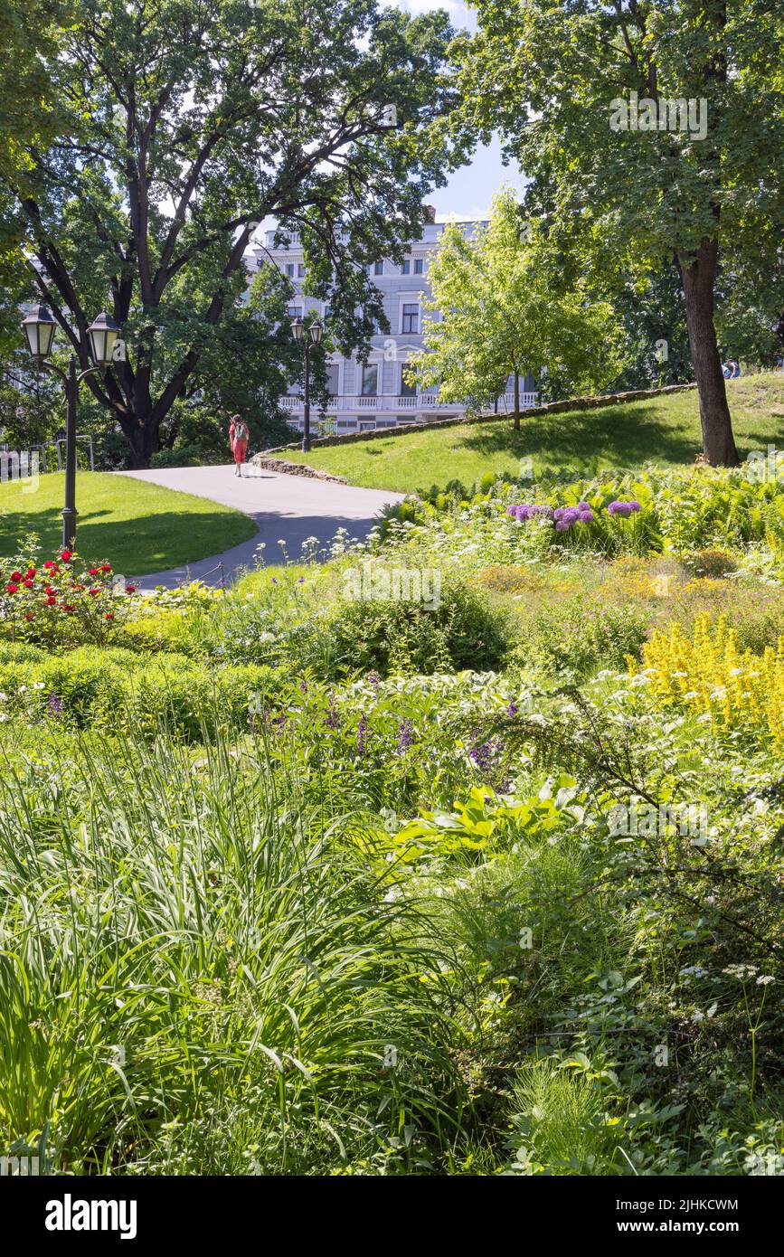 Riga Park; Bastejkalna Parks im Stadtzentrum der Rigaer Altstadt im Sommer, Riga, Lettland Europa Stockfoto