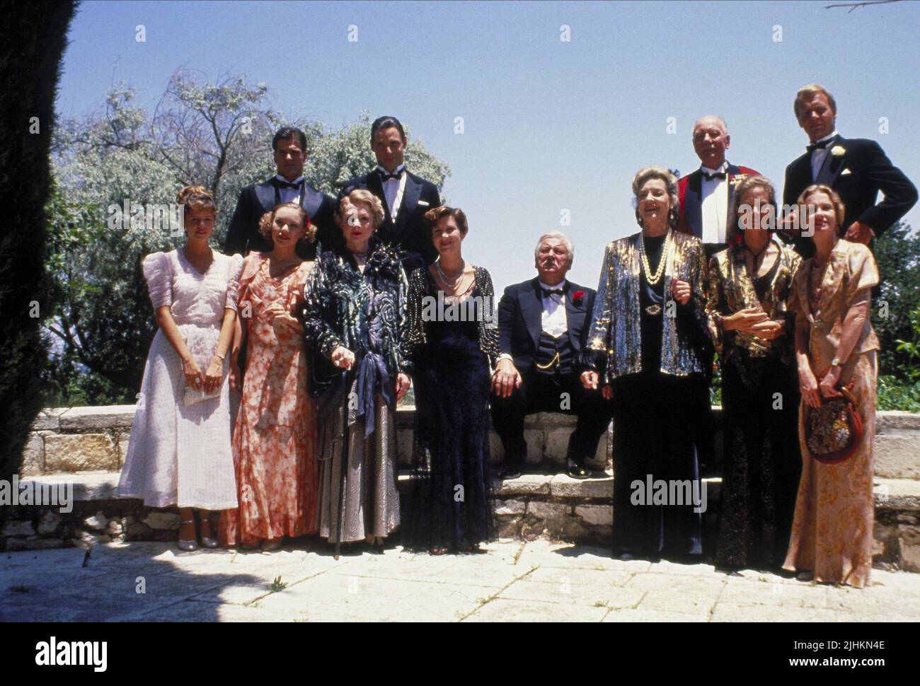 PETER USTINOV, Lauren Bacall, JOHN MILLS, JENNY SEAGROVE, DAVID SOUL, VERABREDUNG MIT DEM TOD, 1988 Stockfoto